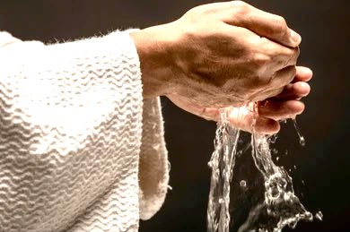 Jesus, o Filho Amado de Deus, veio ao encontro dos homens